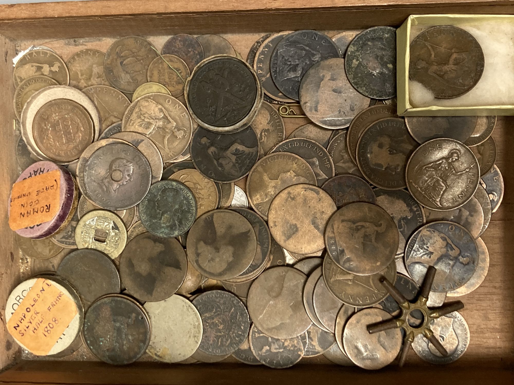 A group of assorted 19th century and later pennies, a US one cent 1853 and a Scottish halfpenny.